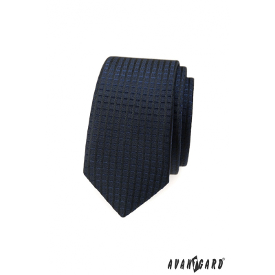 Cravată îngustă albastru închis cu model 3D în carouri