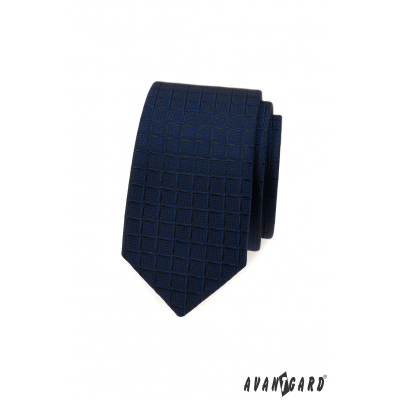 Cravată îngustă albastră cu structură pătrată