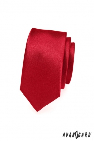 Cravată roșie netedă într-o singură culoare