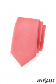 Cravată îngustă, covoraș roz vechi