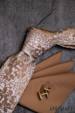 Cravata bej cu model floral - latime 7,5 cm