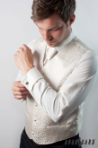 Cravata frantuzeasca de culoare crem, model argintiu - universal